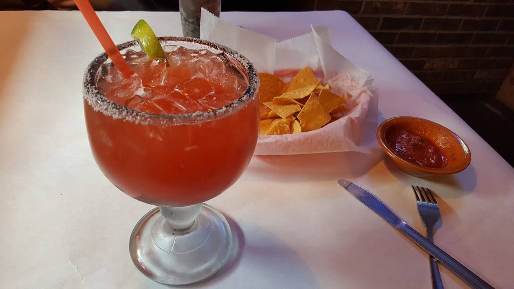 El Patron Mexican Restaurant | restaurant | 101 Greenwich Rd, Seville, OH 44273, USA | 3307693107 OR +1 330-769-3107