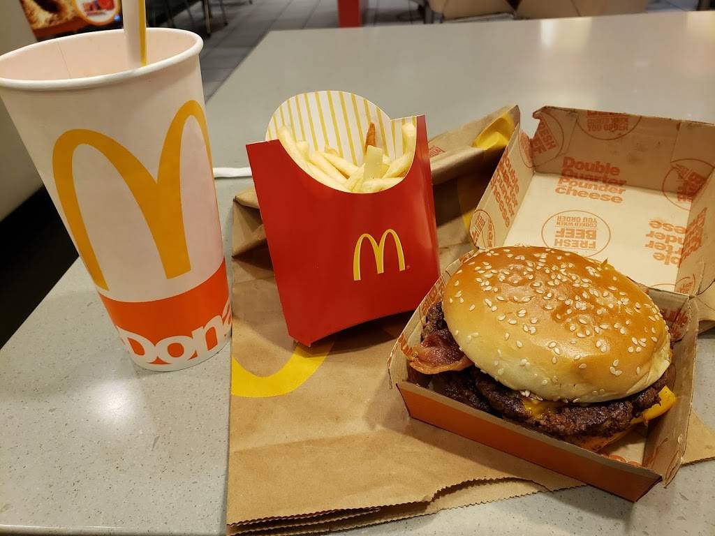 McDonalds | cafe | 3999 S Las Vegas Blvd, Las Vegas, NV 89119, USA | 7027393423 OR +1 702-739-3423