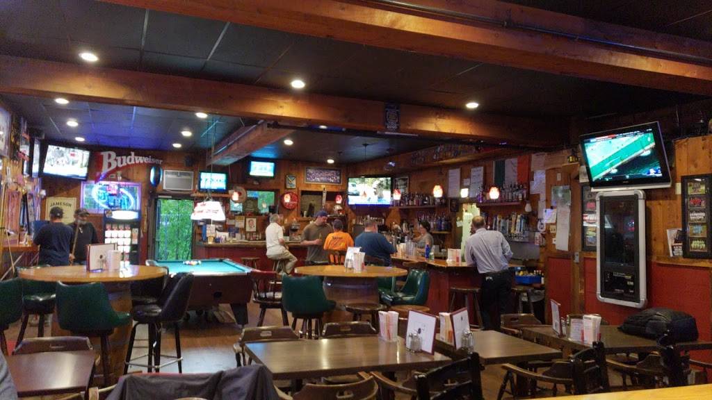 Rose Garden Restaurant & Pub | restaurant | 16 Milford St, Upton, MA 01568, USA | 5085297776 OR +1 508-529-7776