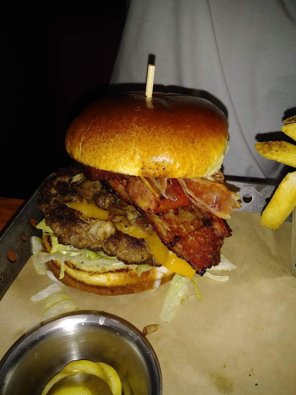 Chilis Grill & Bar | meal takeaway | 1281 E Brandon Blvd, Brandon, FL 33511, USA | 8136613640 OR +1 813-661-3640