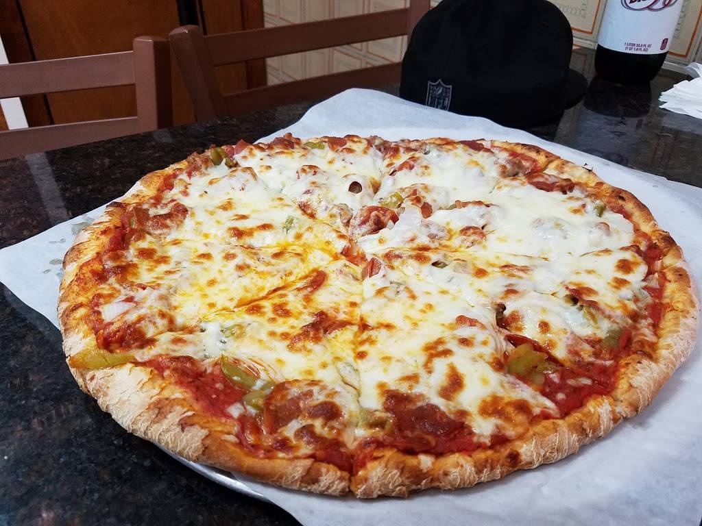 Gigios Pizzeria | restaurant | 4643 N Broadway, Chicago, IL 60640, USA | 7732712273 OR +1 773-271-2273