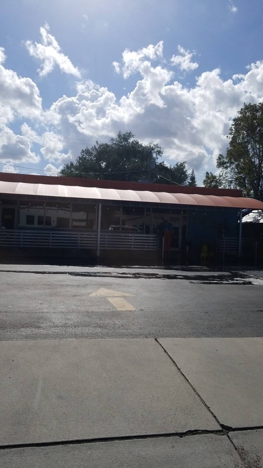 Fish Market & Restaurant | restaurant | 2238 SW 57th Ave, Miami, FL 33155, USA | 3053791104 OR +1 305-379-1104