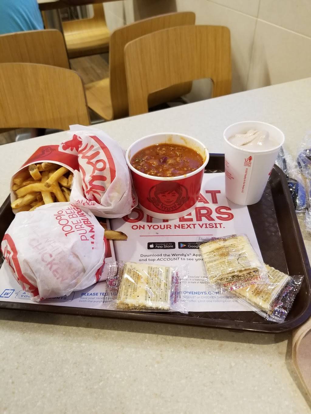 Wendys | restaurant | 39 Days Inn Dr, Kuttawa, KY 42055, USA | 2703880373 OR +1 270-388-0373