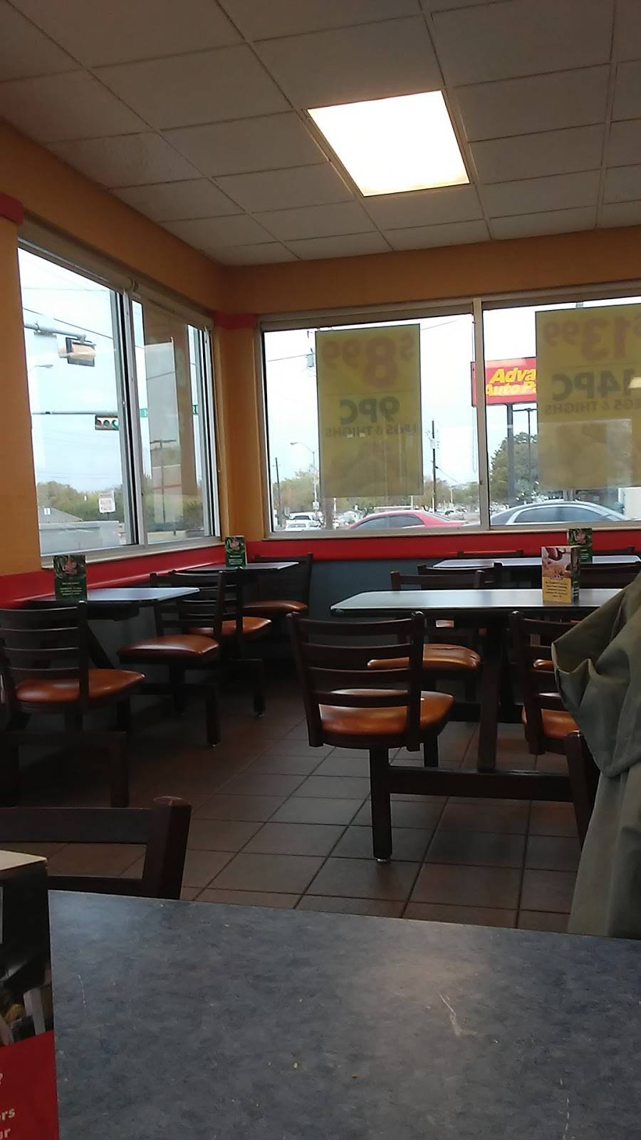 Churchs Chicken | restaurant | 11913 Lake June Rd, Balch Springs, TX 75180, USA | 9722891277 OR +1 972-289-1277