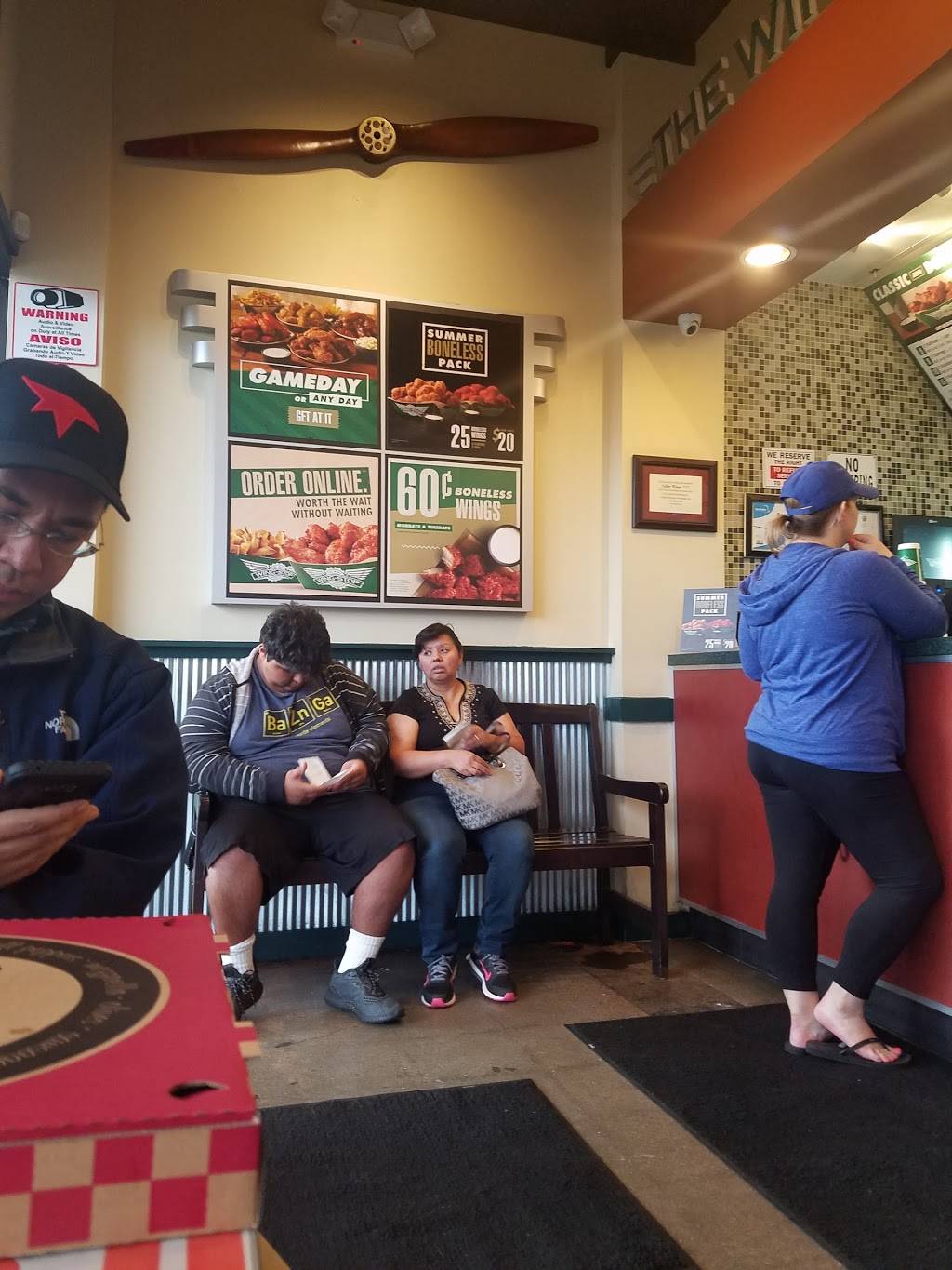 Wingstop | restaurant | 6102 Reseda Blvd, Tarzana, CA 91335, USA | 8183459464 OR +1 818-345-9464