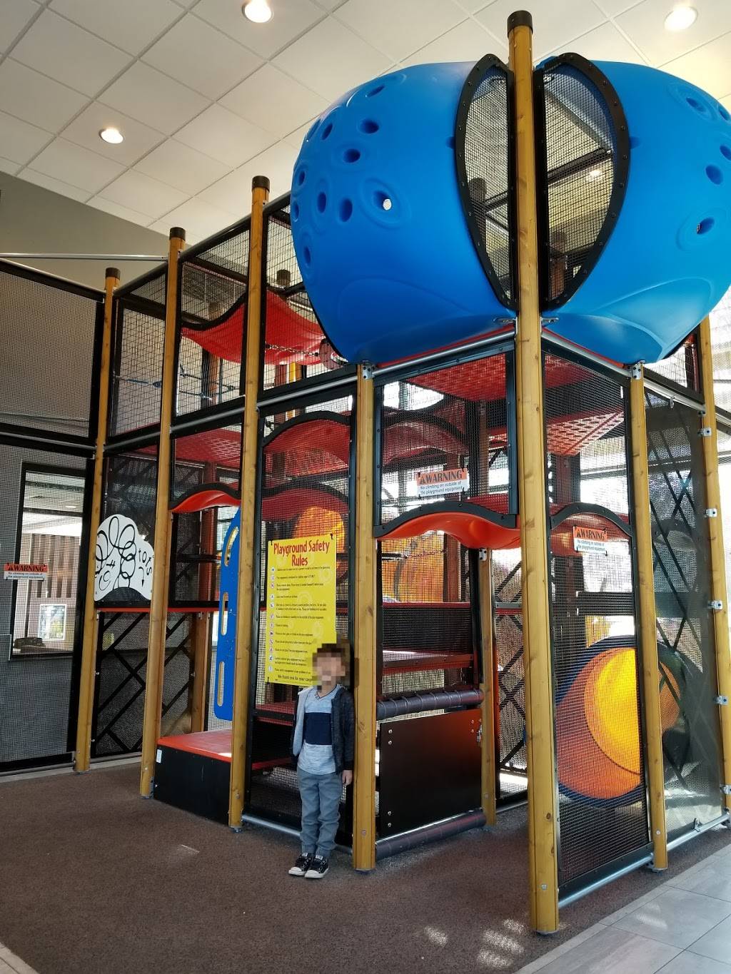 McDonalds | cafe | 5608 E Ashlan Ave, Fresno, CA 93727, USA | 5592918381 OR +1 559-291-8381