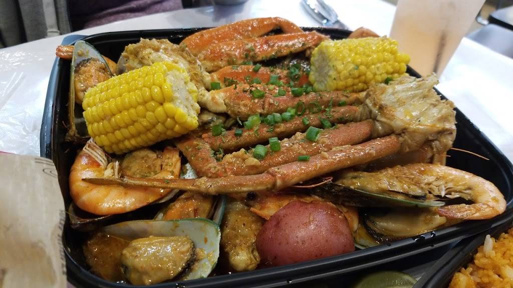 CrabMentality | restaurant | 19395 Soledad Canyon Rd, Santa Clarita, CA 91351, USA | 6613479070 OR +1 661-347-9070