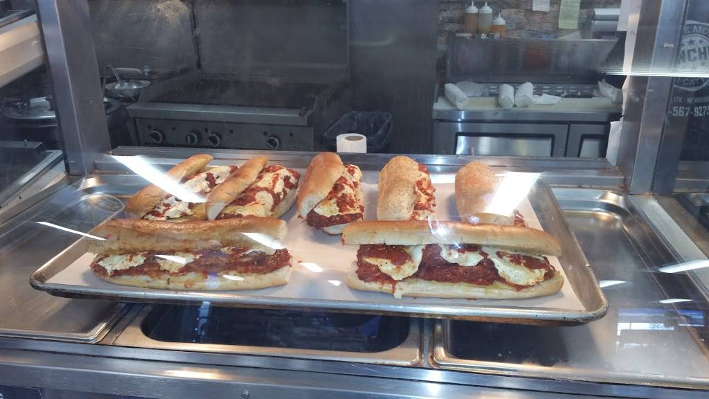 Uncle Moes Munchies | restaurant | 246 NY-17K, Newburgh, NY 12550, USA | 8455679275 OR +1 845-567-9275