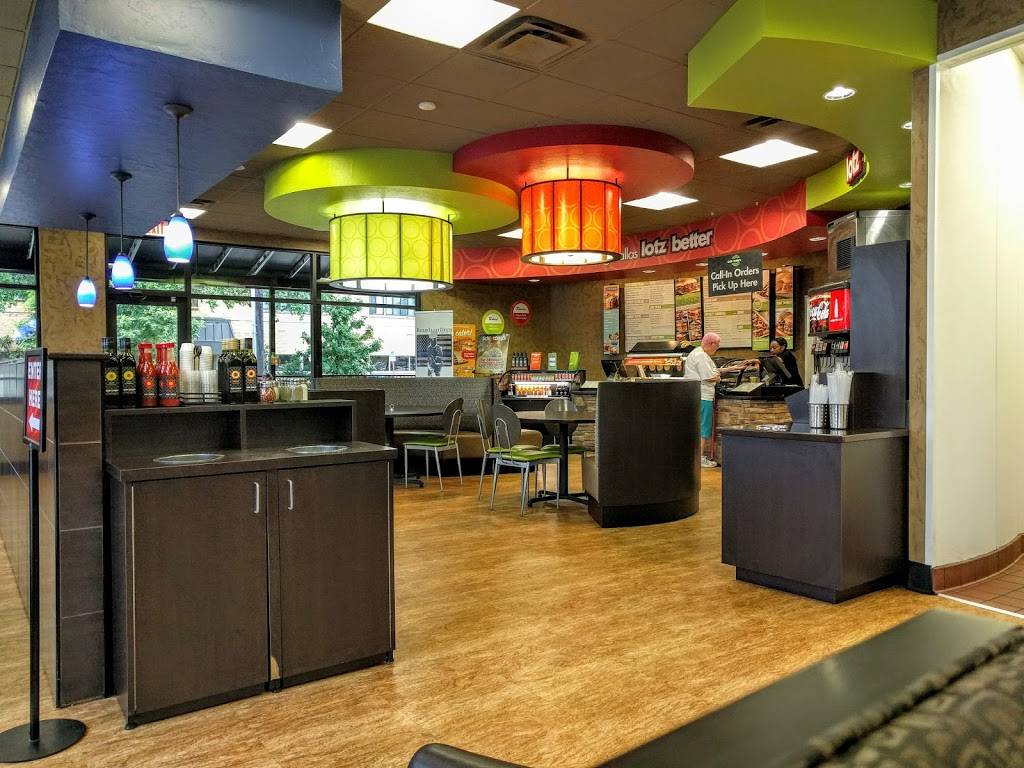 Schlotzskys | bakery | 3903 Gaston Ave, Dallas, TX 75246, USA | 2149547558 OR +1 214-954-7558