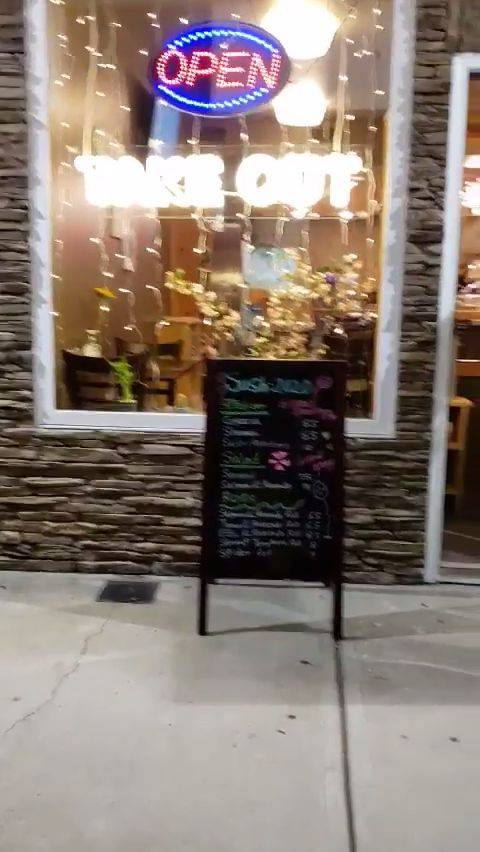 Sushi 2020 | restaurant | 837 River Rd, Shelton, CT 06484, USA | 4752692439 OR +1 475-269-2439