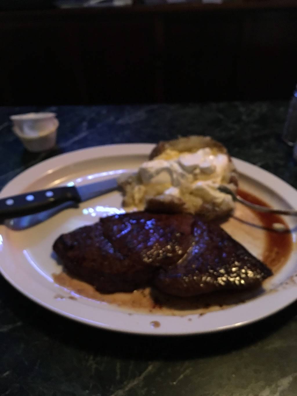 Barton Trap | restaurant | 70736 Main St, St Clairsville, OH 43950, USA | 7406957468 OR +1 740-695-7468