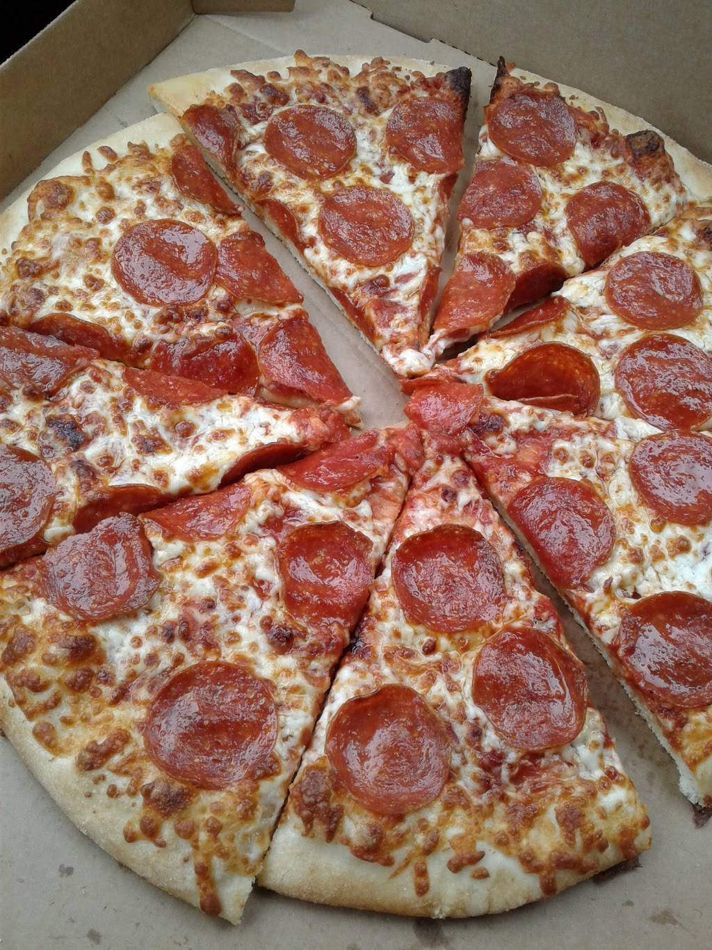 Little Caesars Pizza | meal takeaway | 408 N Central Ave, Marshfield, WI 54449, USA | 7153876200 OR +1 715-387-6200