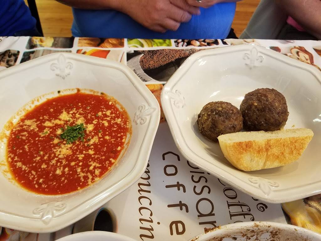 Randazzos Italian Market | cafe | 240 Capitol St, Denham Springs, LA 70726, USA | 2256674557 OR +1 225-667-4557