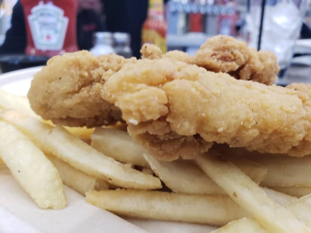 Rolling Stone Bar & Grill | restaurant | Terminal 7, 700 World Way, Los Angeles, CA 90045, USA | 3102589775 OR +1 310-258-9775