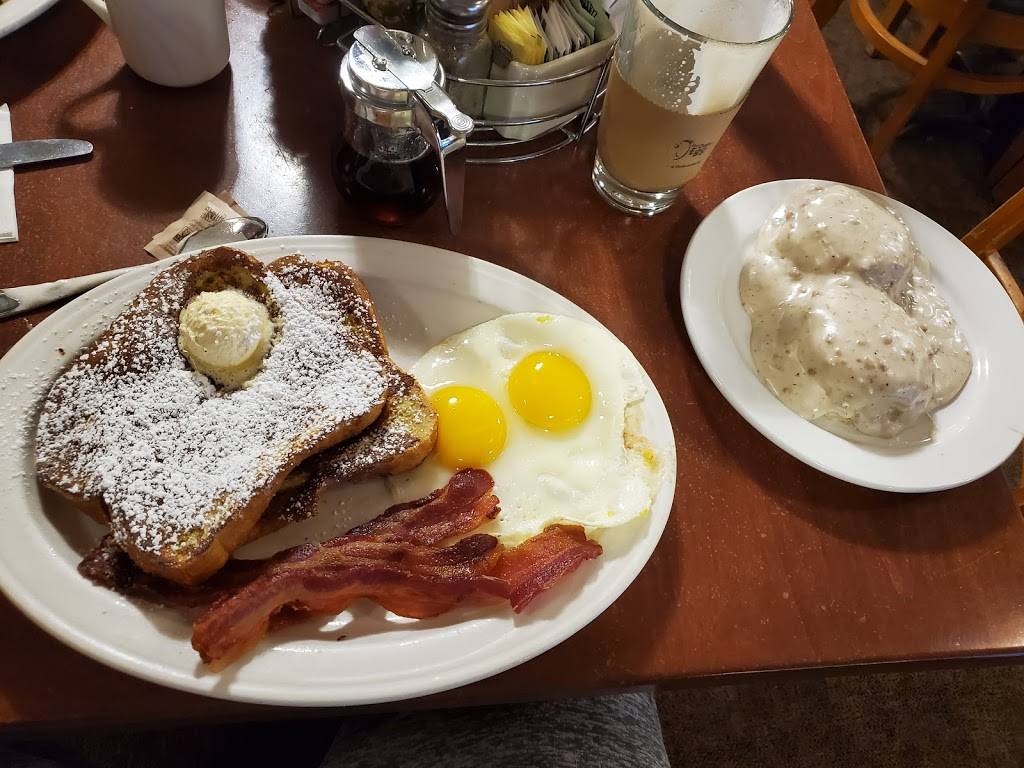 The Delectable Egg- Home of the Denver Omelette | cafe | 1625 Court Pl, Denver, CO 80202, USA | 3038925720 OR +1 303-892-5720