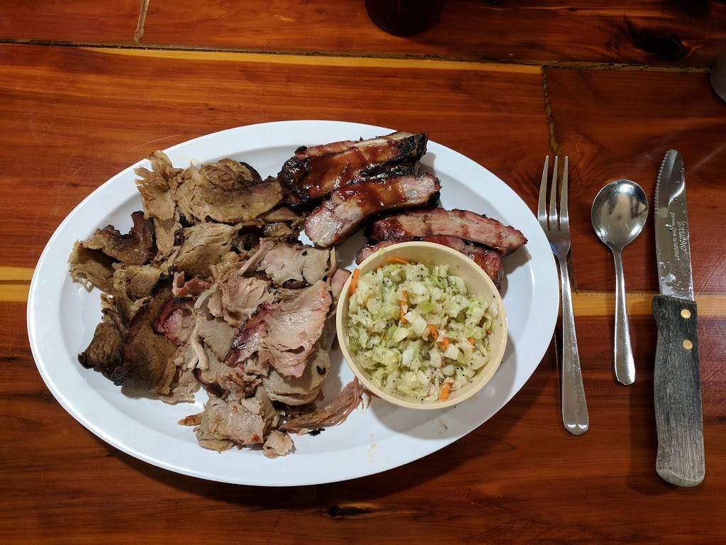 Baylee Jos Barbecue | restaurant | 1315 MO-21, Ironton, MO 63650, USA | 5735462100 OR +1 573-546-2100