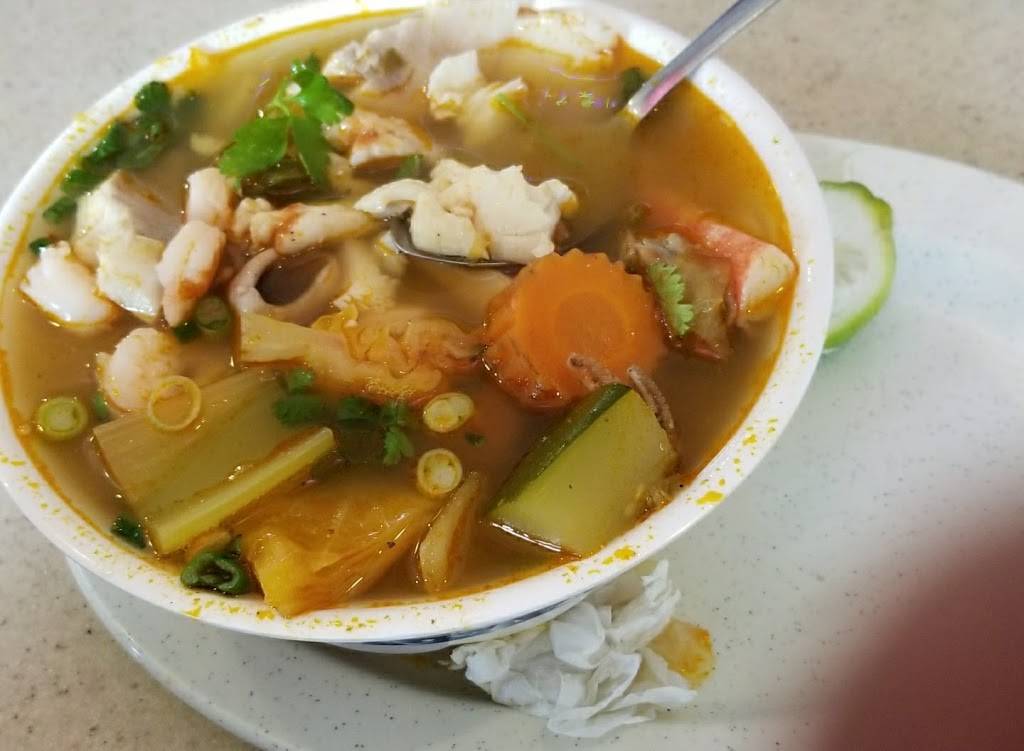 Golden Seafood Restaurant | restaurant | 903 S 75th St, Houston, TX 77023, USA | 7139238790 OR +1 713-923-8790