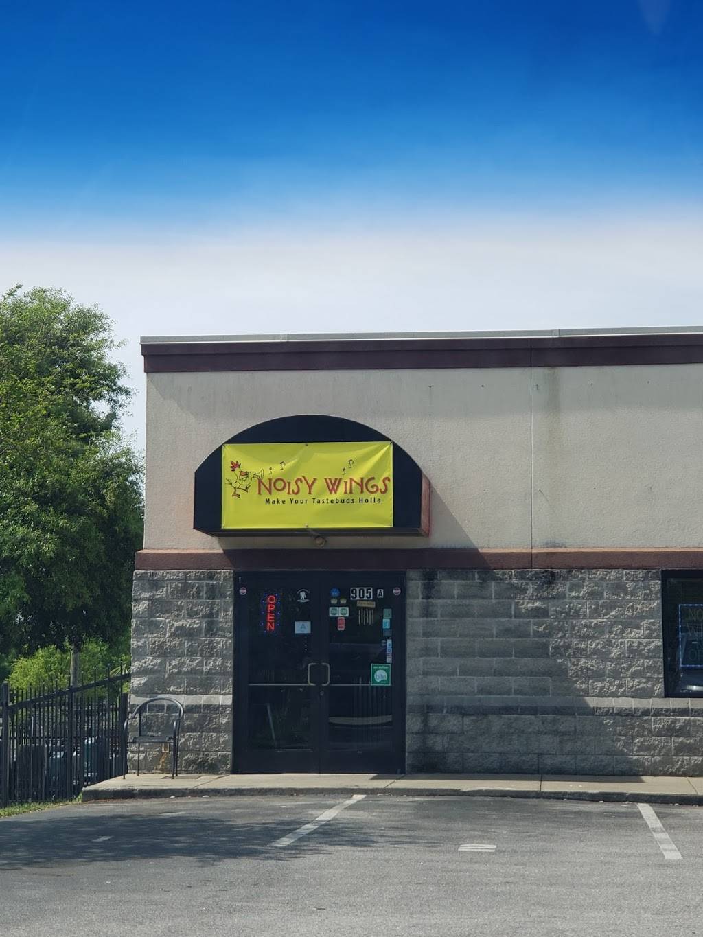 Noisy Wings | restaurant | 905 Bluff Rd A, Columbia, SC 29201, USA | 8038517073 OR +1 803-851-7073