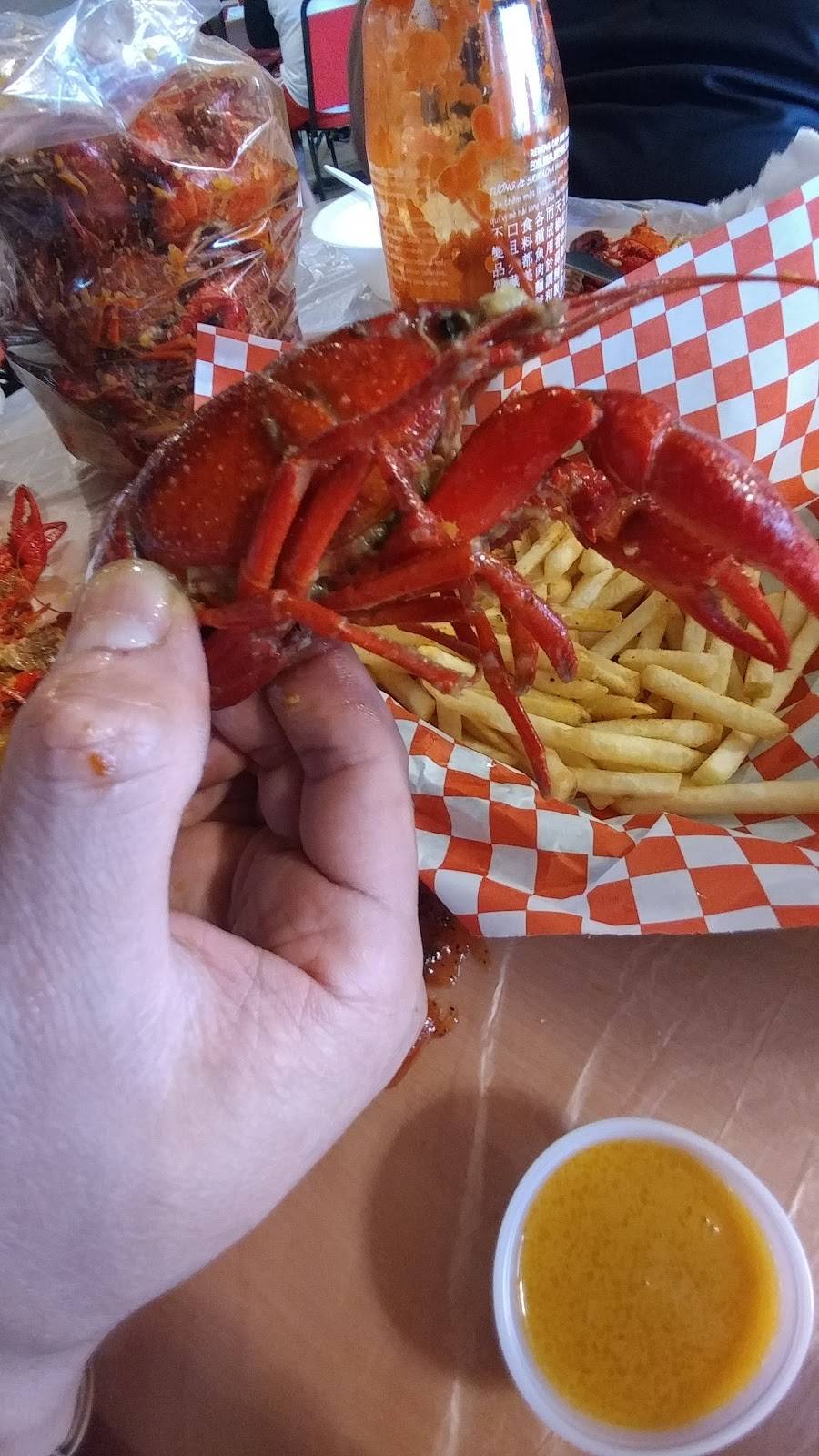 Joe Cajun | restaurant | 5853, 1115 E Pioneer Pkwy #101, Arlington, TX 76010, USA | 8178017188 OR +1 817-801-7188