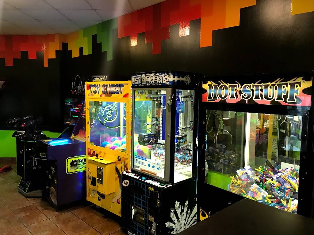 Cicis | restaurant | 960 N Walnut Creek Dr Suite 100, Mansfield, TX 76063, USA | 8174738880 OR +1 817-473-8880