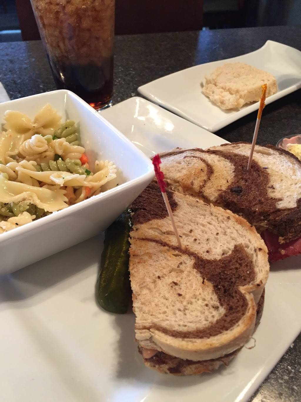 Hug-Hes Cafe | restaurant | 360 E 2600 N, North Ogden, UT 84414, USA | 8016053925 OR +1 801-605-3925