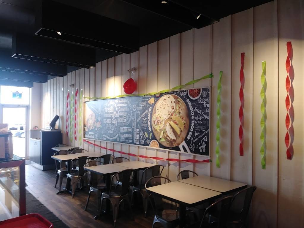 barBURRITO | restaurant | 13321 Yonge St, Richmond Hill, ON L4E 0K5, Canada | 2892349000 OR +1 289-234-9000