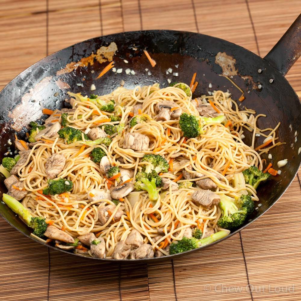 Mays Kitchen | restaurant | 19 N Federal Hwy, Pompano Beach, FL 33062, USA | 9547838888 OR +1 954-783-8888