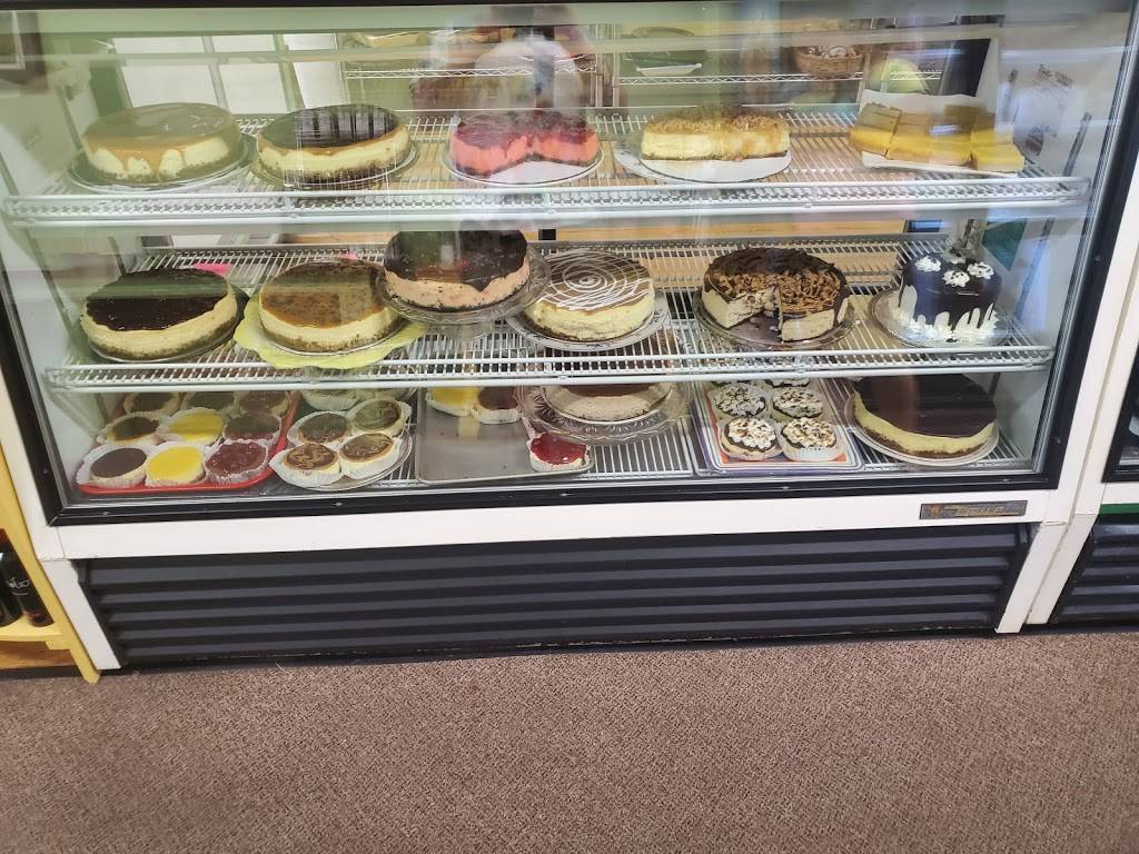 Holy Cannoli! | bakery | 72 Main St, Waterville, ME 04901, USA | 2078777899 OR +1 207-877-7899