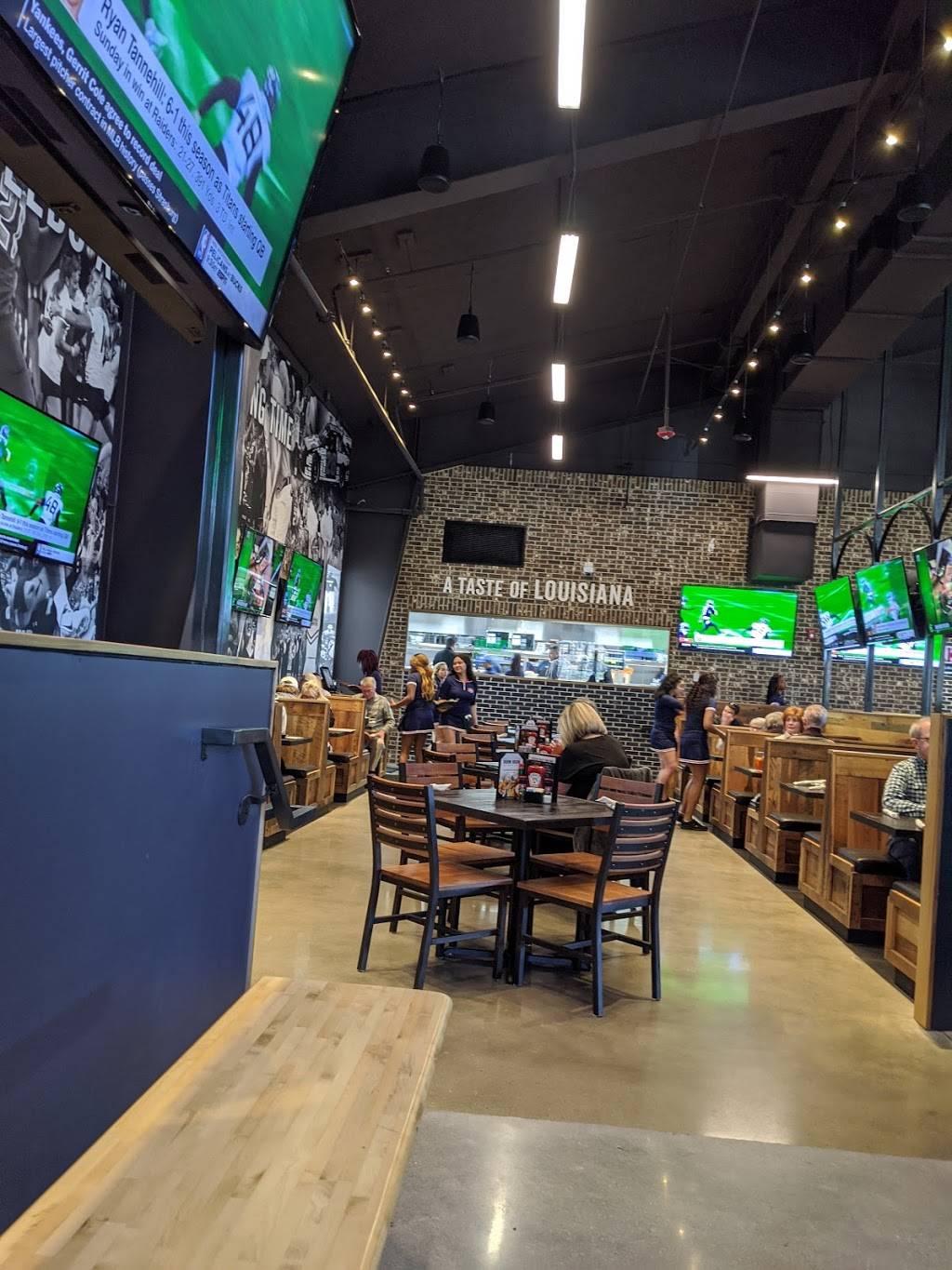 Walk-Ons Sports Bistreaux | restaurant | 6401 Tattersall, Alston Park Dr, Hoover, AL 35242, United States | 2055382700 OR +1 205-538-2700