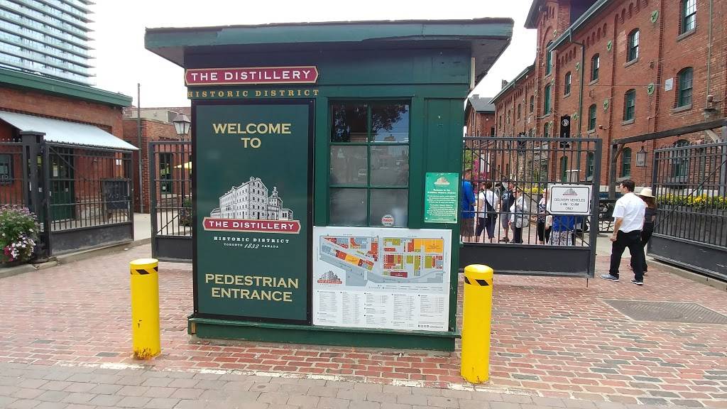 Madrina Bar y Tapas | restaurant | 2 Trinity St, Toronto, ON M5A 3C4, Canada | 4165488055 OR +1 416-548-8055