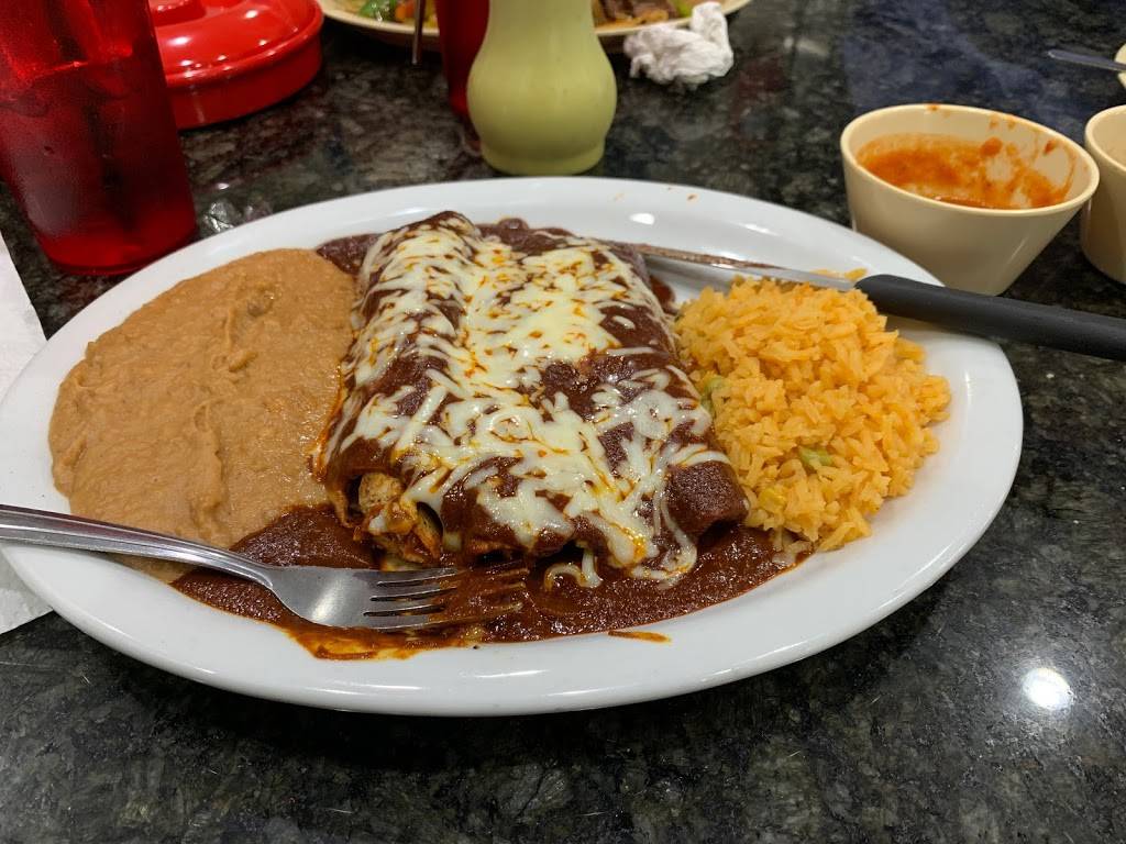 Taqueria De Jalisco Bar & Grill | restaurant | 12036 Veterans Memorial Dr, Houston, TX 77067, USA | 2817818591 OR +1 281-781-8591
