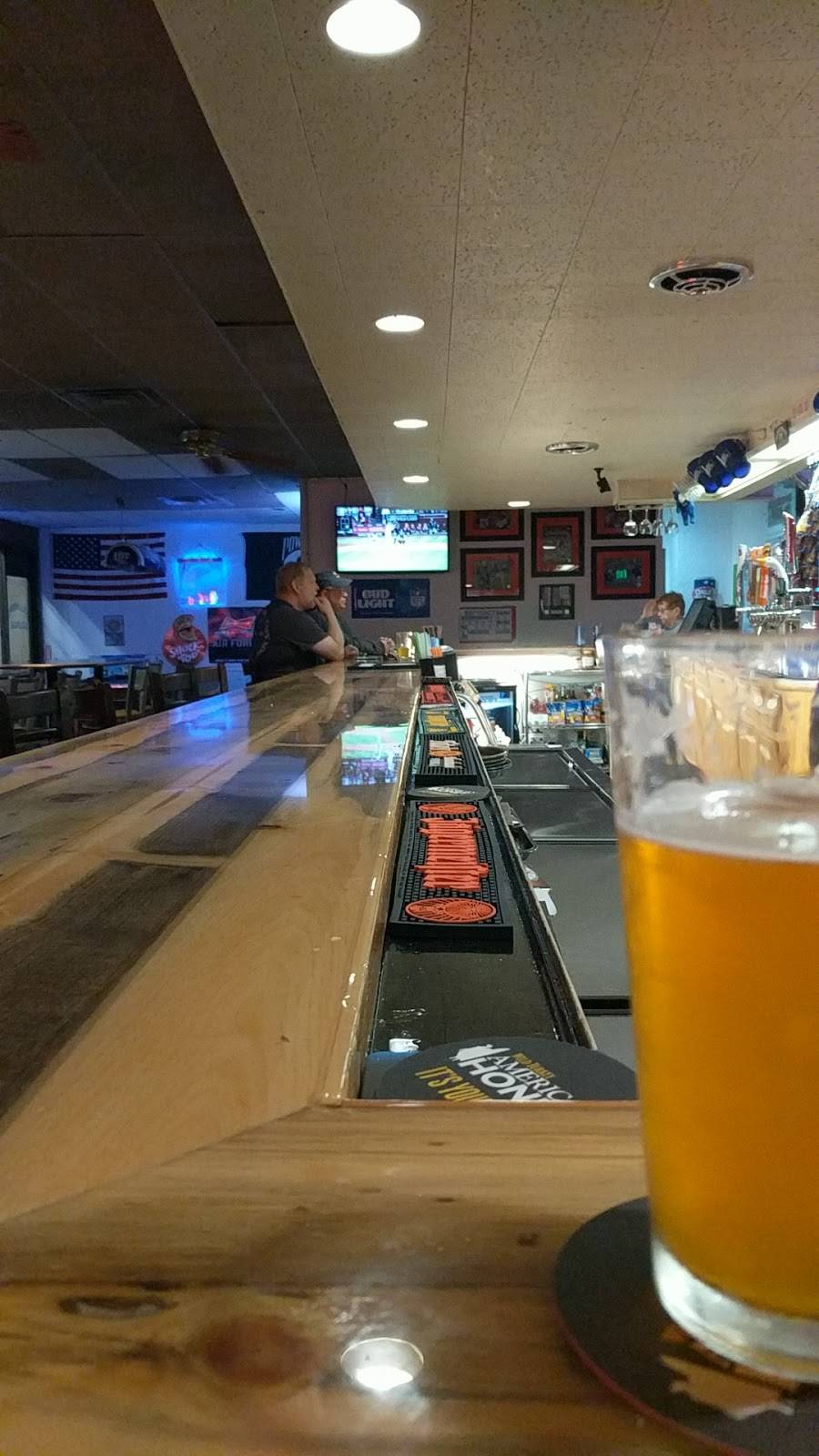 Columbine Bar and Restaurant | restaurant | 7660 S Pierce St #2, Littleton, CO 80128, USA | 3039337474 OR +1 303-933-7474