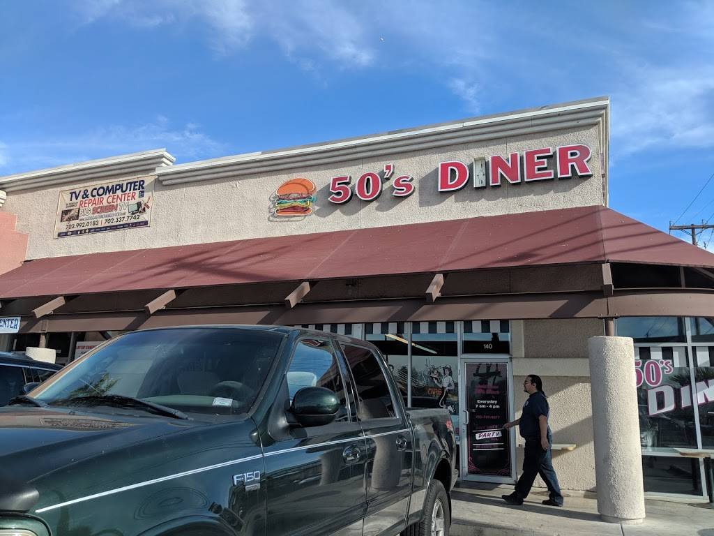 OMELET HOUSE 50S DINER | restaurant | 3050 E Desert Inn Rd, Las Vegas, NV 89121, USA | 7027370377 OR +1 702-737-0377