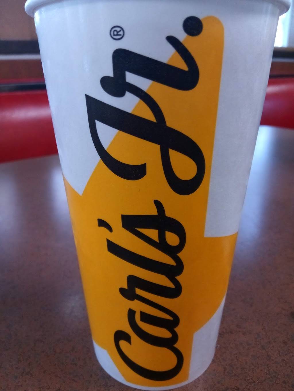 Carls Jr. / Green Burrito | restaurant | 2421 S Vineyard Ave, Ontario, CA 91761, USA | 9099472594 OR +1 909-947-2594