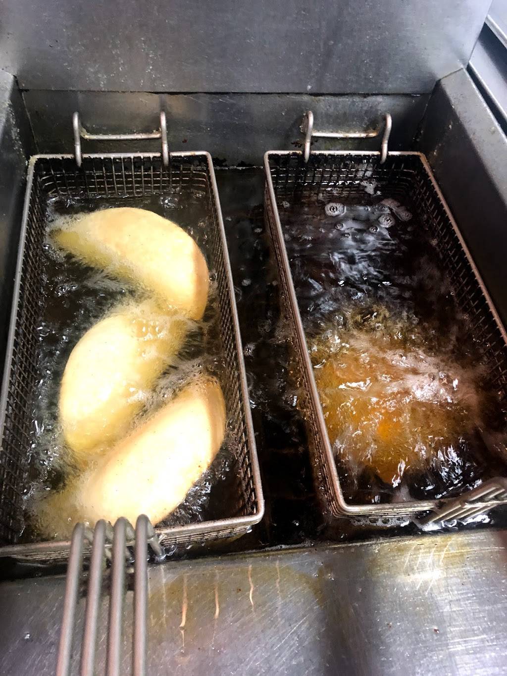 Pepiadas Gourmet | restaurant | 3196 NW 72nd Ave, Miami, FL 33122, USA | 3213102573 OR +1 321-310-2573