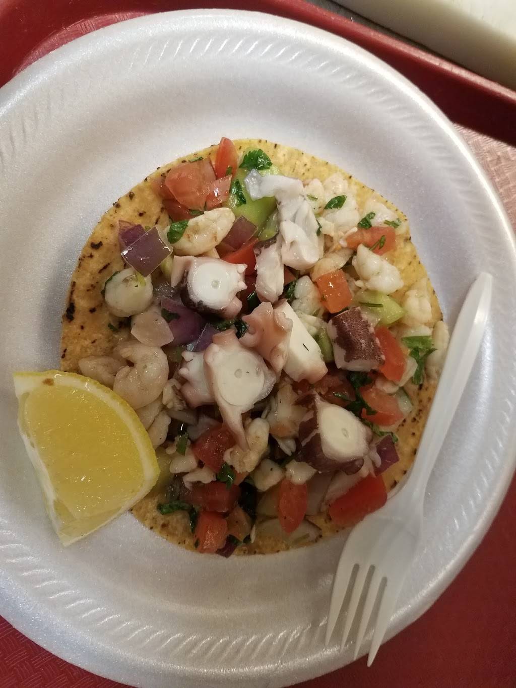 El Gallo Giro Tacos Y Mariscos | restaurant | 4800 Franklin Blvd, Sacramento, CA 95820, USA | 9168224142 OR +1 916-822-4142
