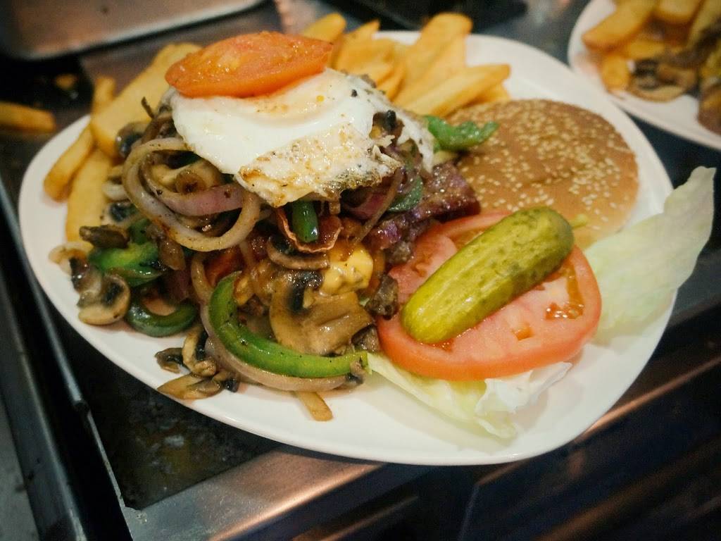 American Burgers | restaurant | 326A Sunrise Hwy, Rockville Centre, NY 11570, USA | 5167662227 OR +1 516-766-2227