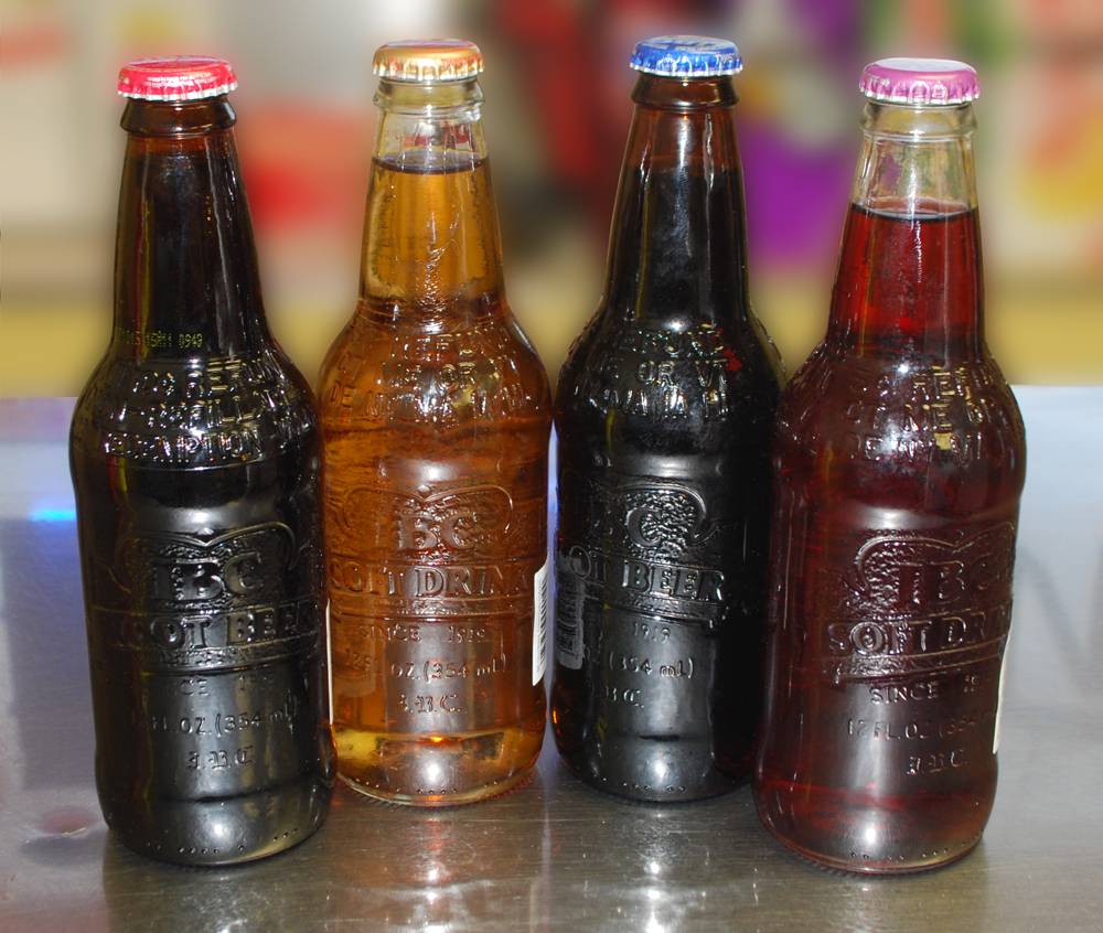 Little Brothers Burgers | restaurant | 201 W 4th St, Royal Oak, MI 48067, USA | 2484144541 OR +1 248-414-4541