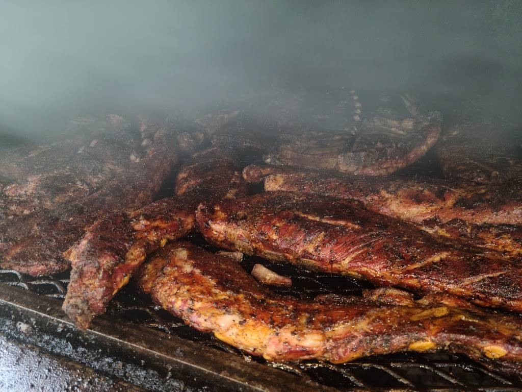 That Guys Gourmet Ribs | restaurant | 2041 Cassopolis St, Elkhart, IN 46514, USA | 5743224354 OR +1 574-322-4354