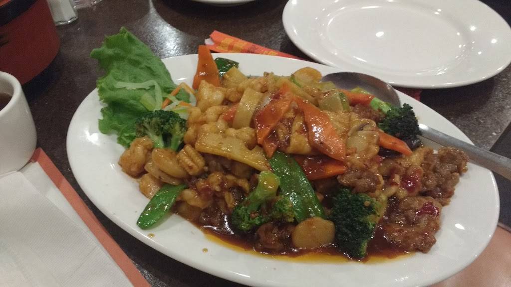 Three Happiness Restaurant | restaurant | 3330 Alpine Ave NW C, Grand Rapids, MI 49544, USA | 6167853888 OR +1 616-785-3888