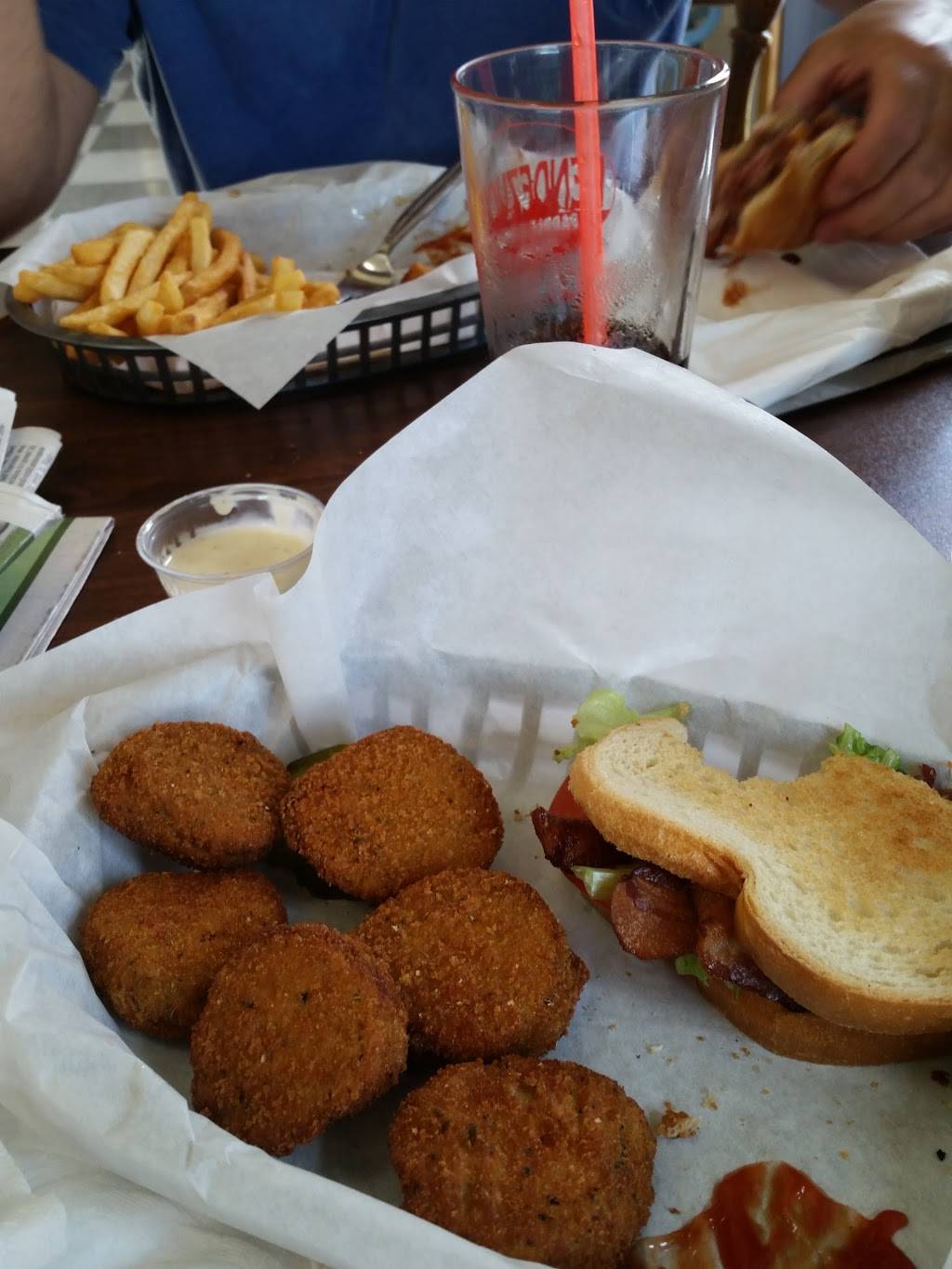 Rendezvous | night club | 201 Main St, Montello, WI 53949, USA | 6082972444 OR +1 608-297-2444