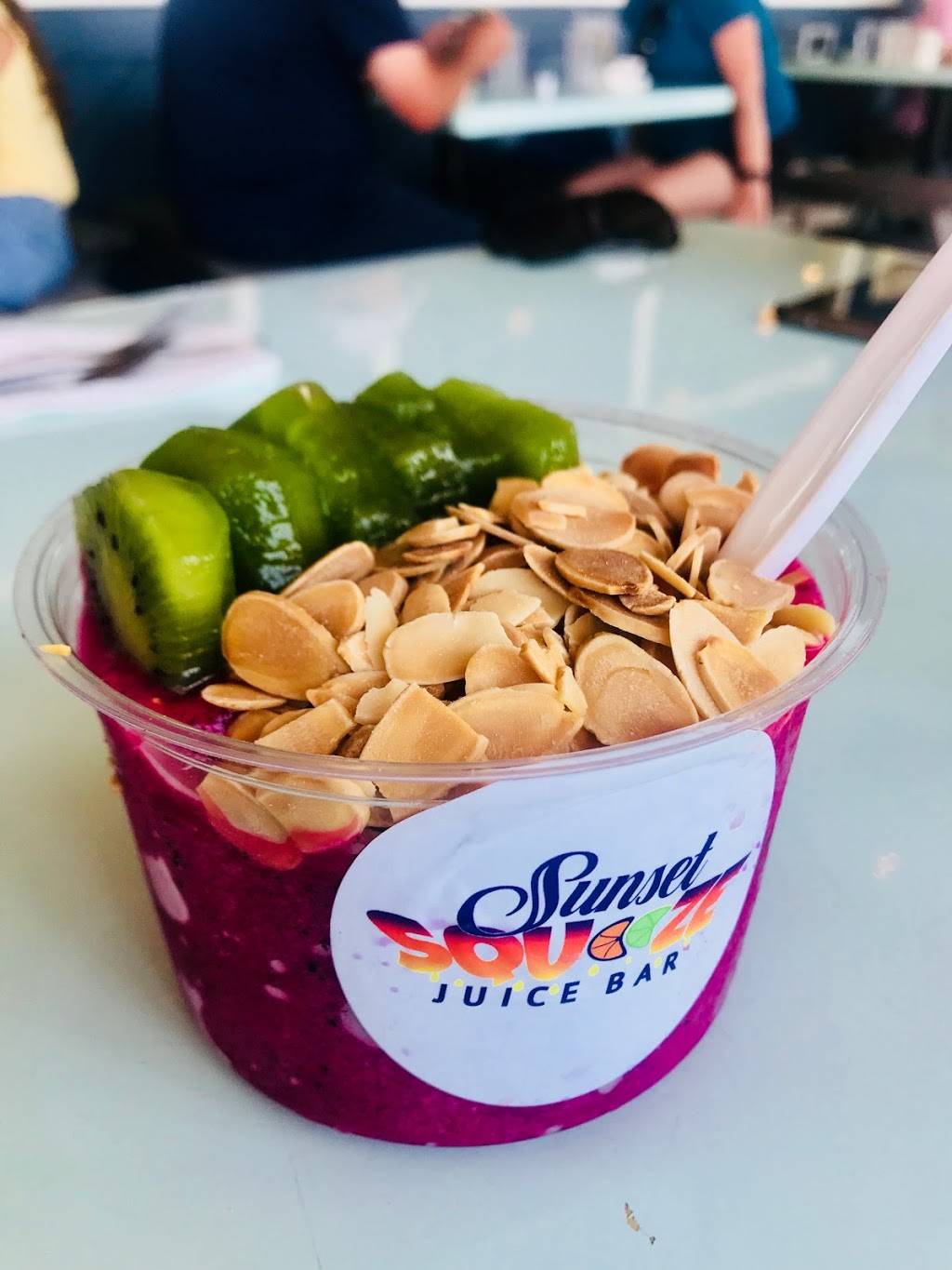 Sunset Pier Restaurant and Juice Bar | restaurant | 86th and The Bay, Sea Isle City, NJ 08243, USA | 6092635200 OR +1 609-263-5200