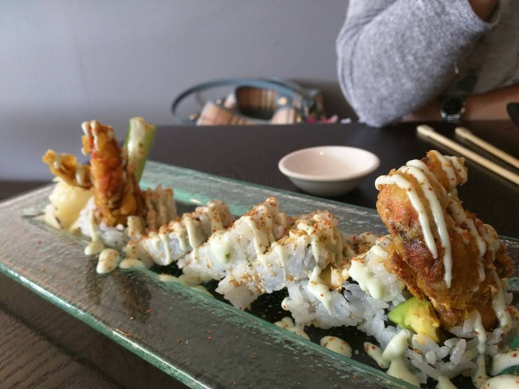 Nua Haus Thai, Sushi & Drafthouse | restaurant | 7203 Columbia Pike, Annandale, VA 22003, USA | 7037500880 OR +1 703-750-0880