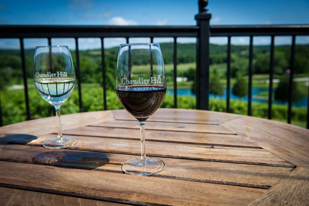 Chandler Hill Vineyards | restaurant | 596 Defiance Rd, Defiance, MO 63341, USA | 6367982675 OR +1 636-798-2675