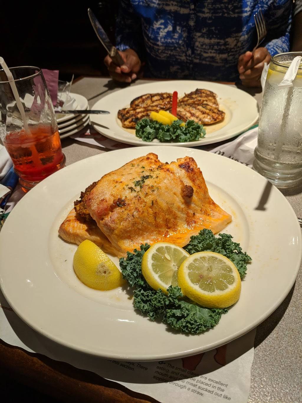 Maine Fish Market & Restaurant | restaurant | 60 Bridge St, East Windsor, CT 06088, USA | 8606232281 OR +1 860-623-2281