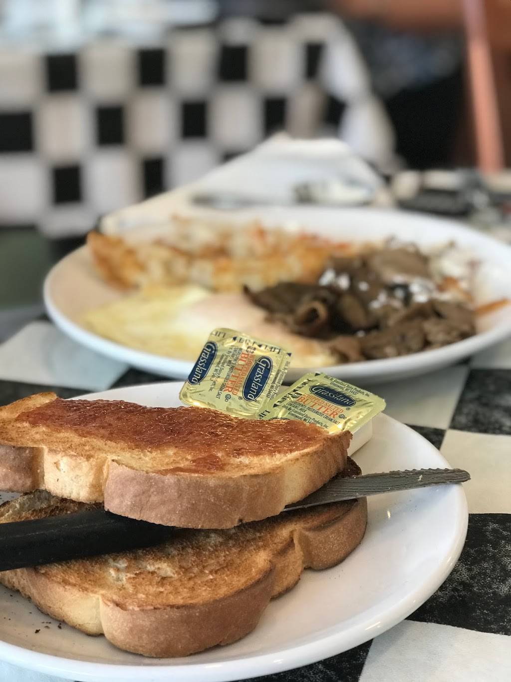 Madison Park Kitchen | restaurant | 7525 Madison St, Forest Park, IL 60130, USA | 7086898607 OR +1 708-689-8607