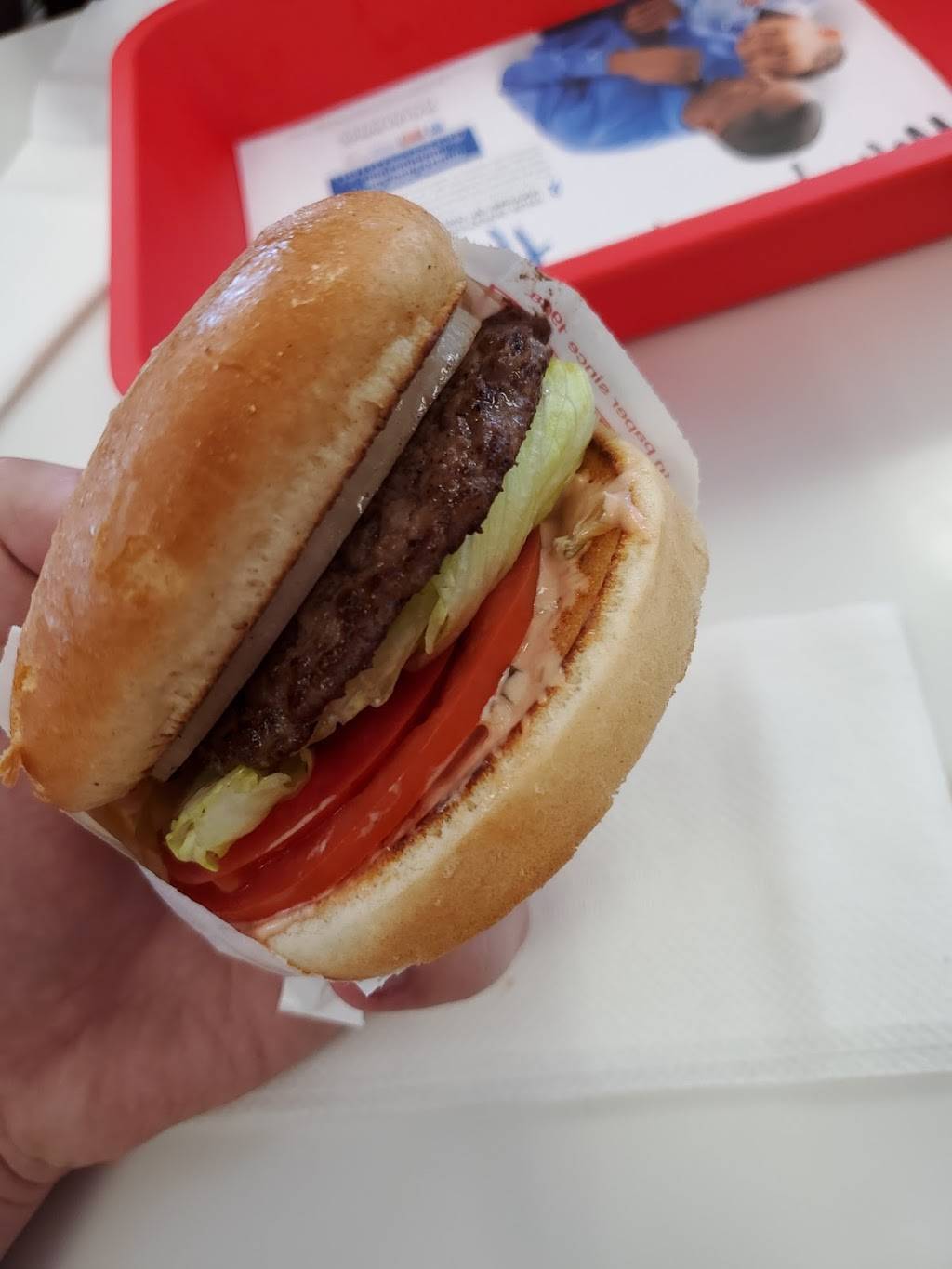 In-N-Out Burger | restaurant | 3156 N Recker Rd, Mesa, AZ 85215, USA | 8007861000 OR +1 800-786-1000