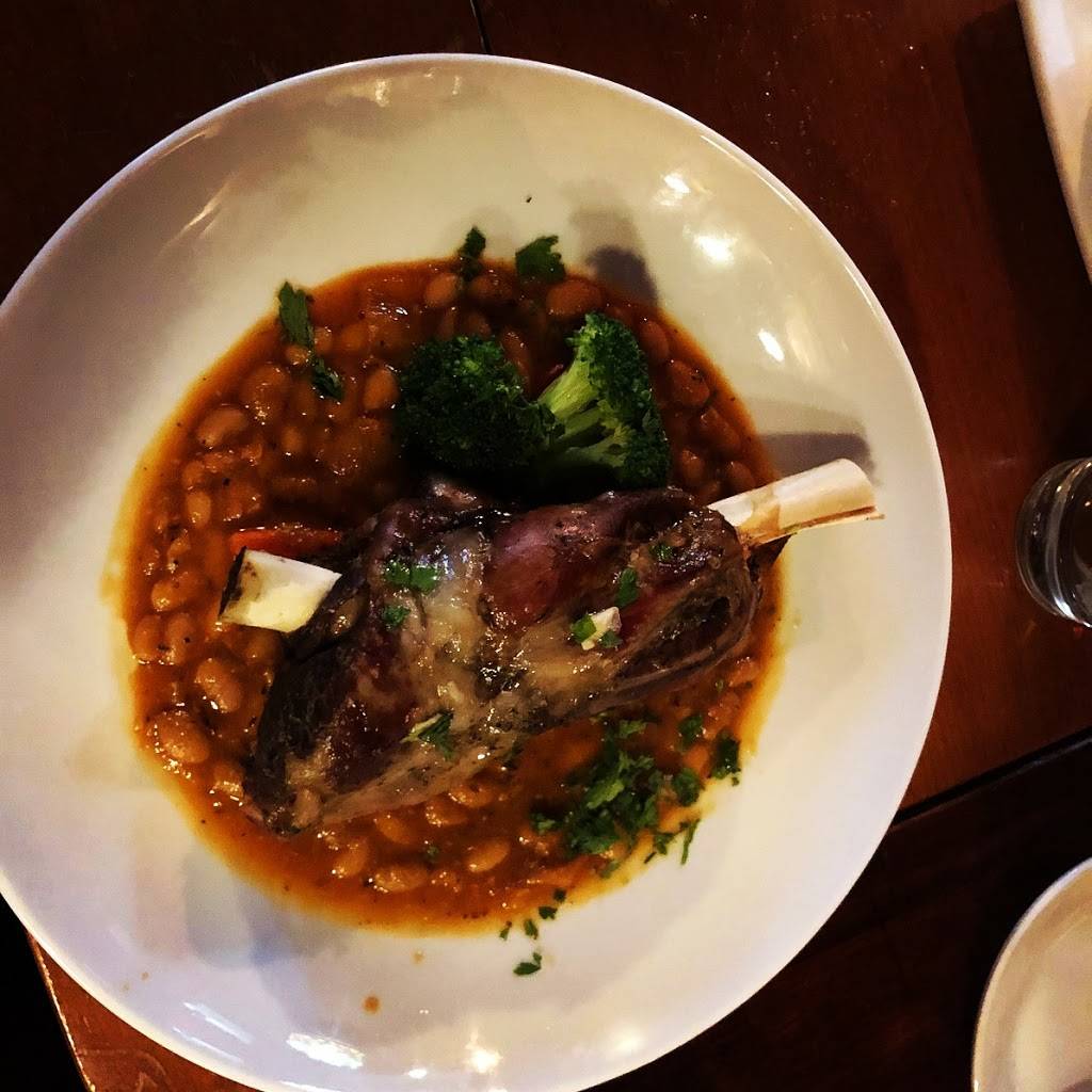 La Lou Bistro | restaurant | 15 S King St, Leesburg, VA 20175, USA | 7034749611 OR +1 703-474-9611