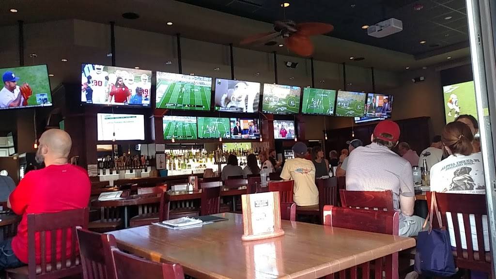 Hickory Tavern | restaurant | 2674 Celanese Rd #101, Rock Hill, SC 29732, USA | 8033299797 OR +1 803-329-9797