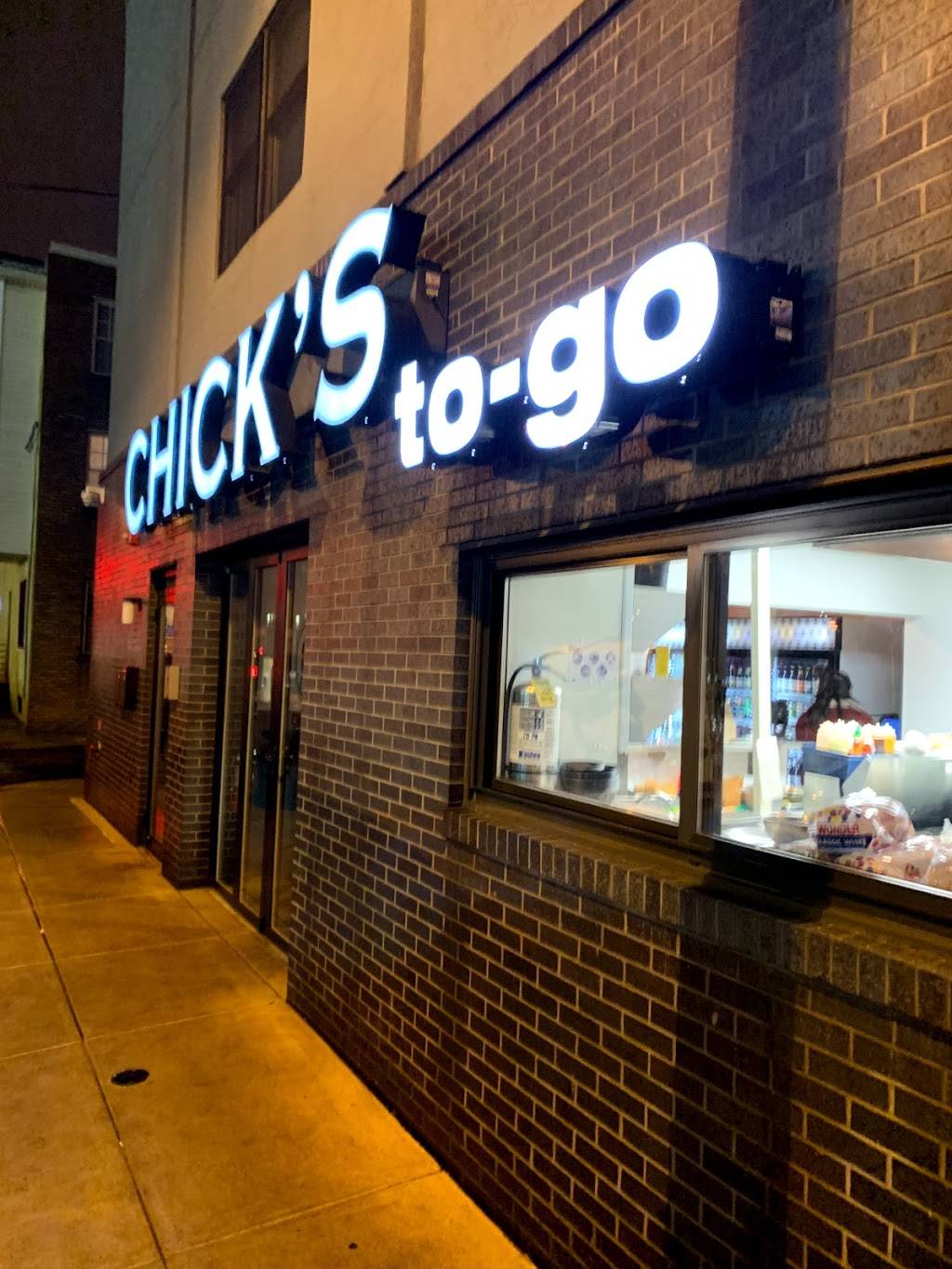 Chicks To-Go | restaurant | 1807 Washington Ave, Philadelphia, PA 19146, USA | 2155462233 OR +1 215-546-2233